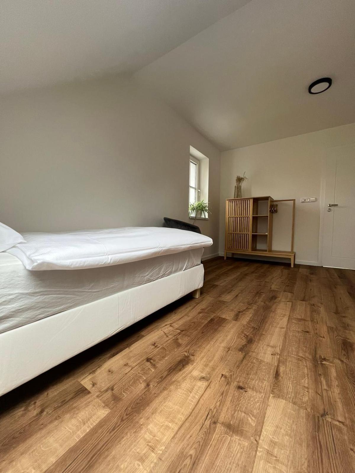Hotel Auri Rudnik Екстер'єр фото